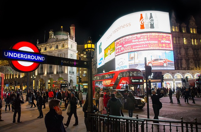Piccadilly circus london bus underground